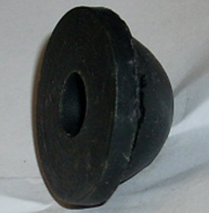 Closing plug for base plate