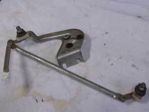 Wiper linkage complete - USED - 126/126 BIS